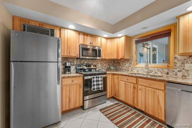 9210 High Road, Roscommon, MI 48653 — Photo 10