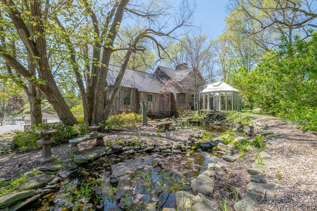 9225 FENTON Road, Grand Blanc, MI 48439 — Photo 47