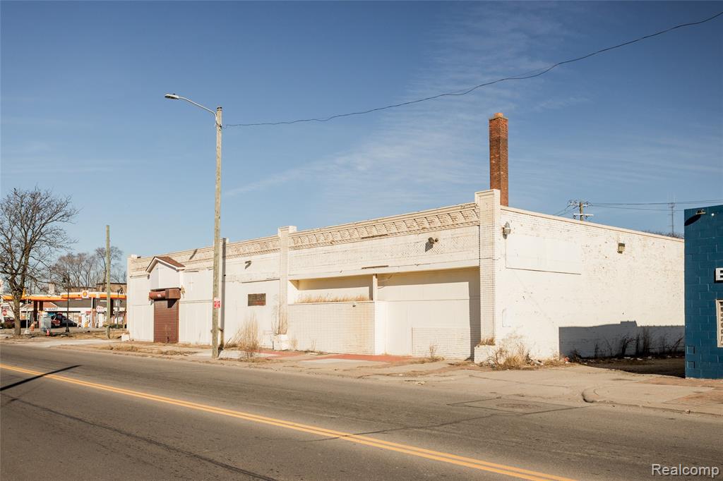 714 W McNichols Street, Detroit, MI 48235 — front exterior