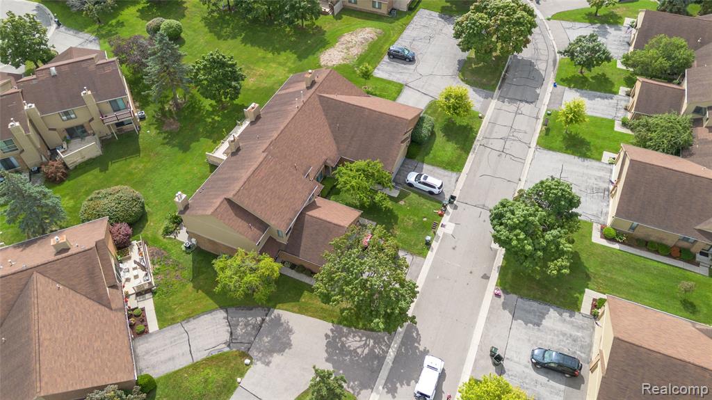 587 Tennyson, Rochester Hills, MI 48307 — Photo 38
