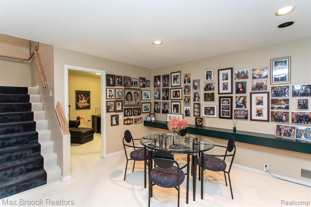 6524 Pleasant Lake Court, West Bloomfield, MI — Photo 46