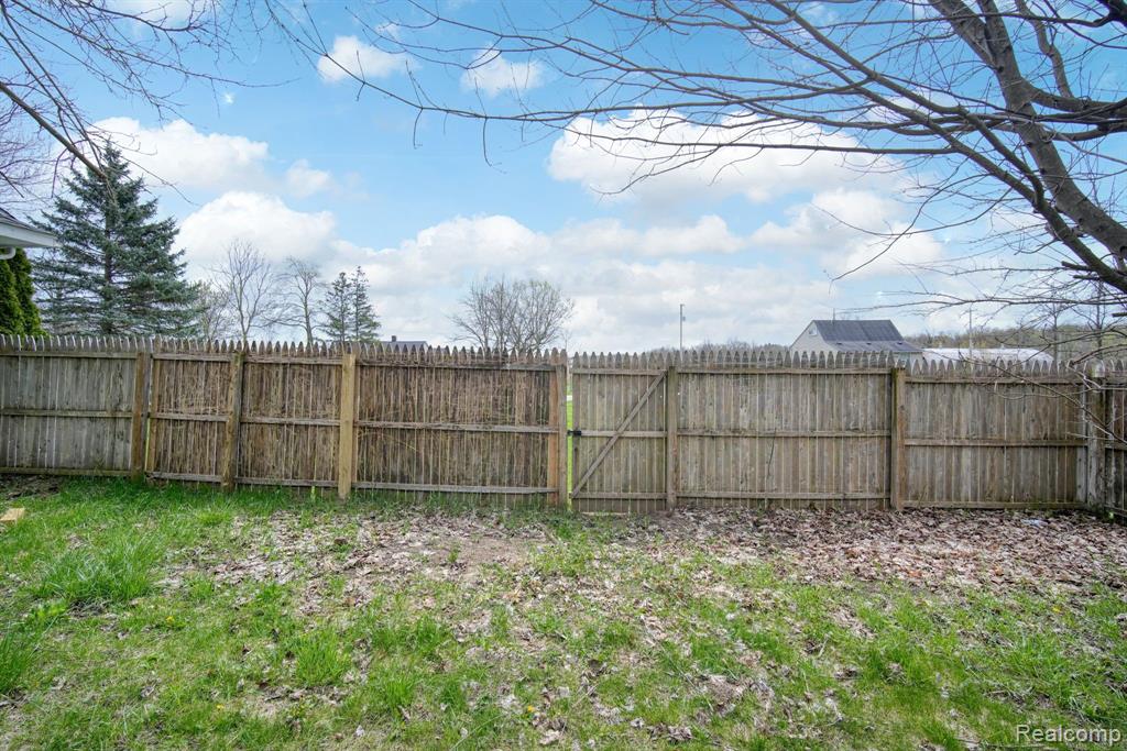 5035 CENTER Road, Linden, MI 48451 — Photo 66