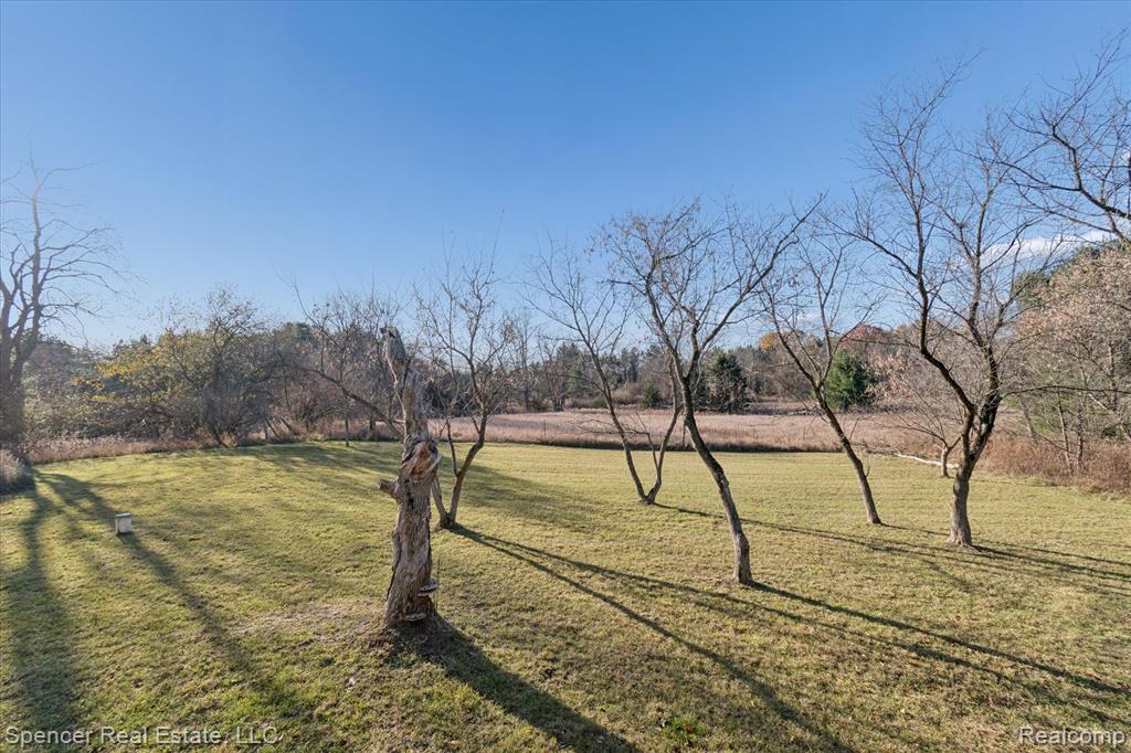 13875 Neal Road, Davisburg, MI 48350 — Photo 45