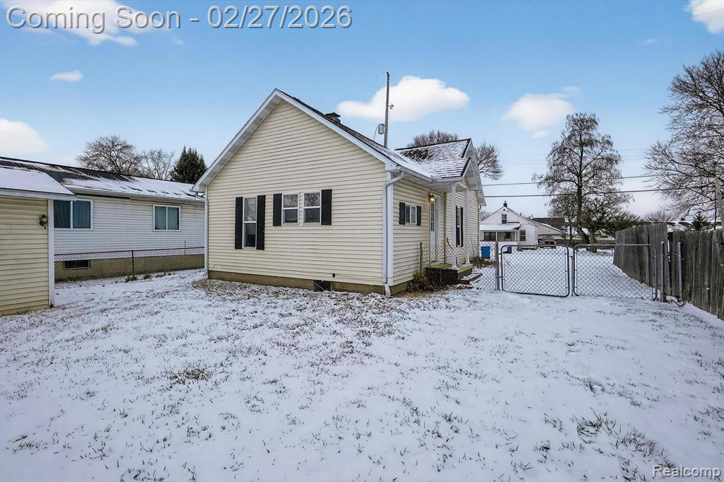 5227 Dania Street, Flint, MI 48532 — Photo 26