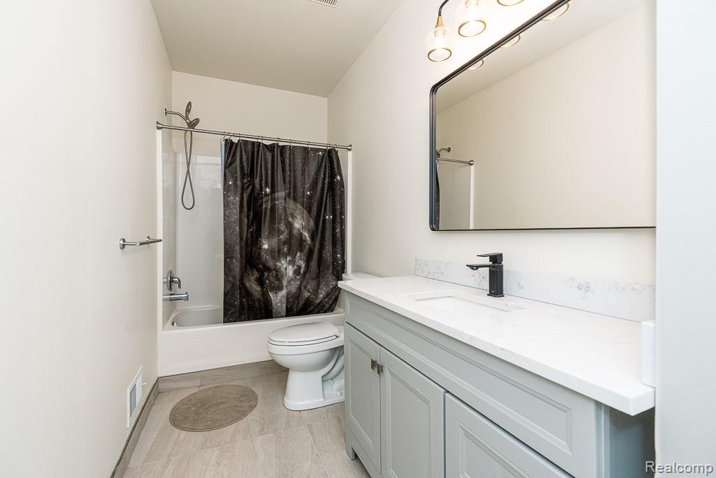 2230 Palmetto, Commerce Twp, MI 48382 — Photo 27