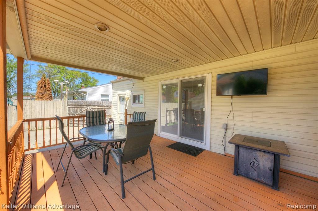 6249 DEERING Street, Garden City, MI — Photo 48