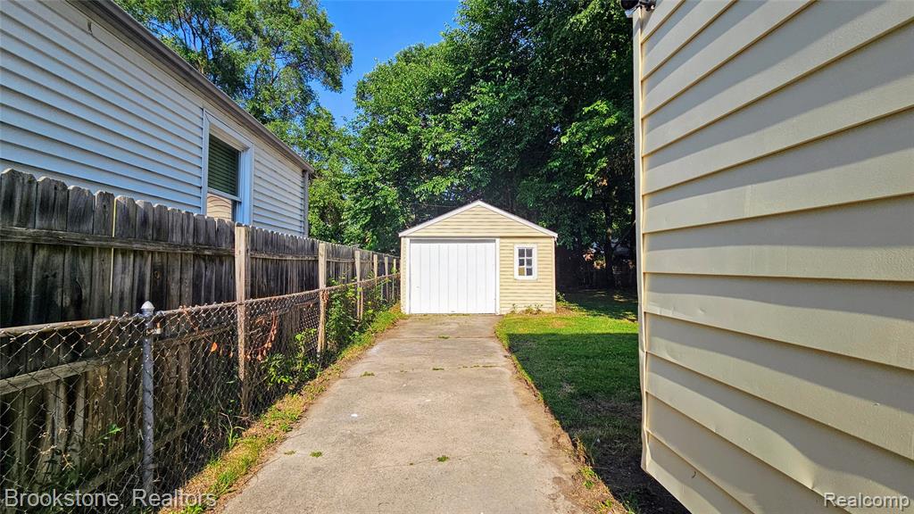 7336 Chatham, Redford, MI 48239 — Photo 6