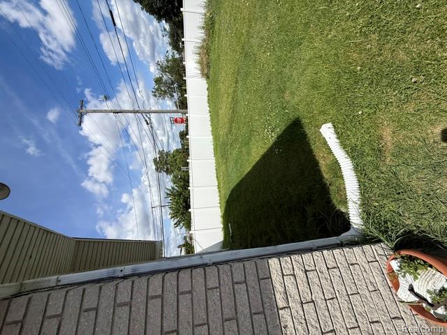 8309 Potomac, Center Line, MI 48015 — Photo 18