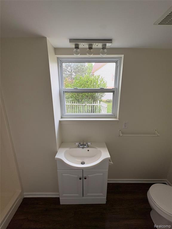 723 Huntclub Boulevard, Auburn Hills, MI 48326 — Photo 12