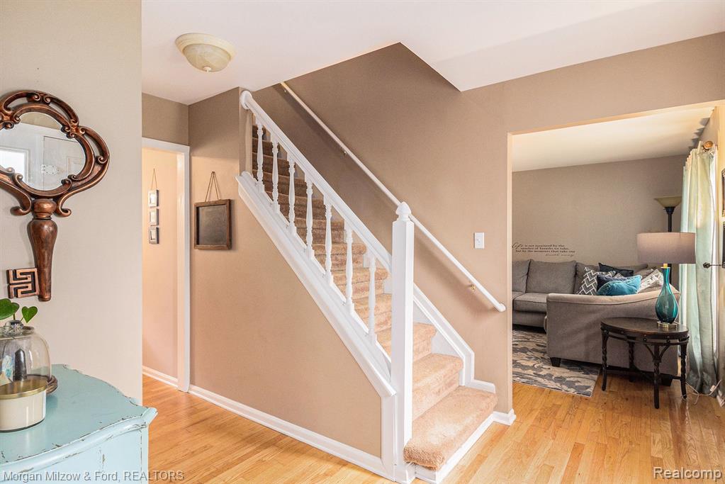 5010 Parview Drive, Clarkston, MI — Photo 3
