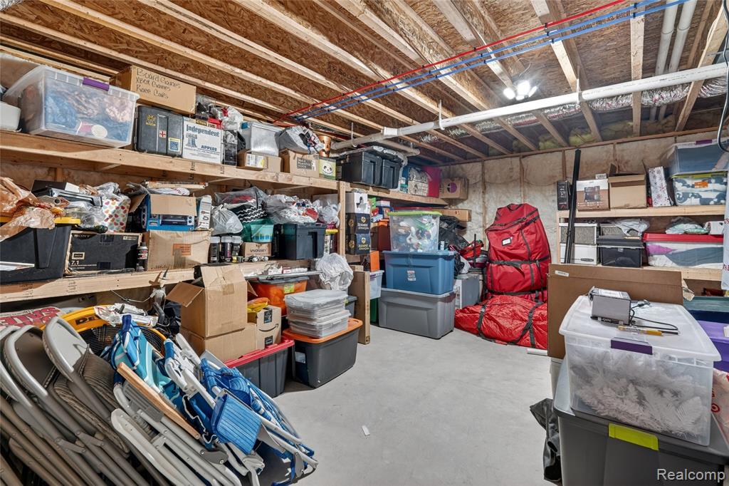 16543 Bedington Drive, Linden, MI 48451 — Photo 33