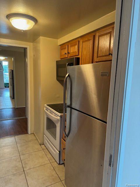 8200 E JEFFERSON Avenue, 45/503, Detroit, MI 48214 — Photo 24