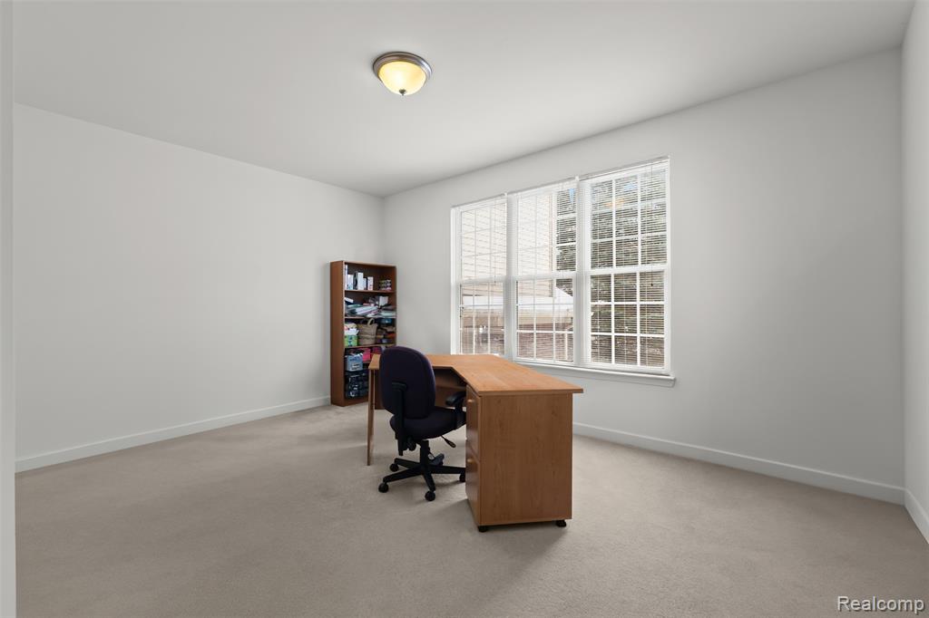 49681 S Glacier, Northville, MI 48168 — Photo 38