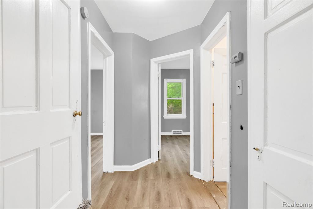 15275 Eastburn Street, Detroit, MI 48205 — Photo 12