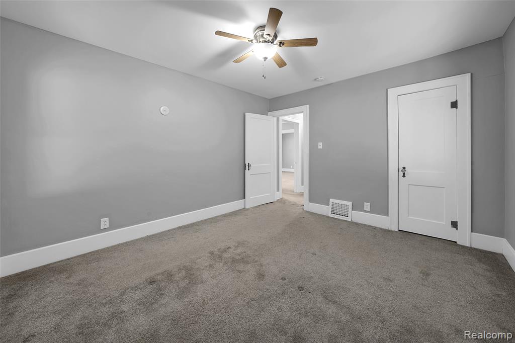 433 N Saginaw Street, Holly, MI 48442 — Photo 28