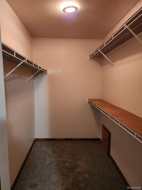 1595 HARBOUR Boulevard, 153, Trenton, MI 48183 — Photo 8