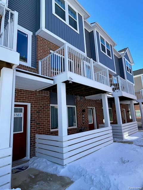 845 Canterbury Lane, Troy, MI 48085 — front exterior