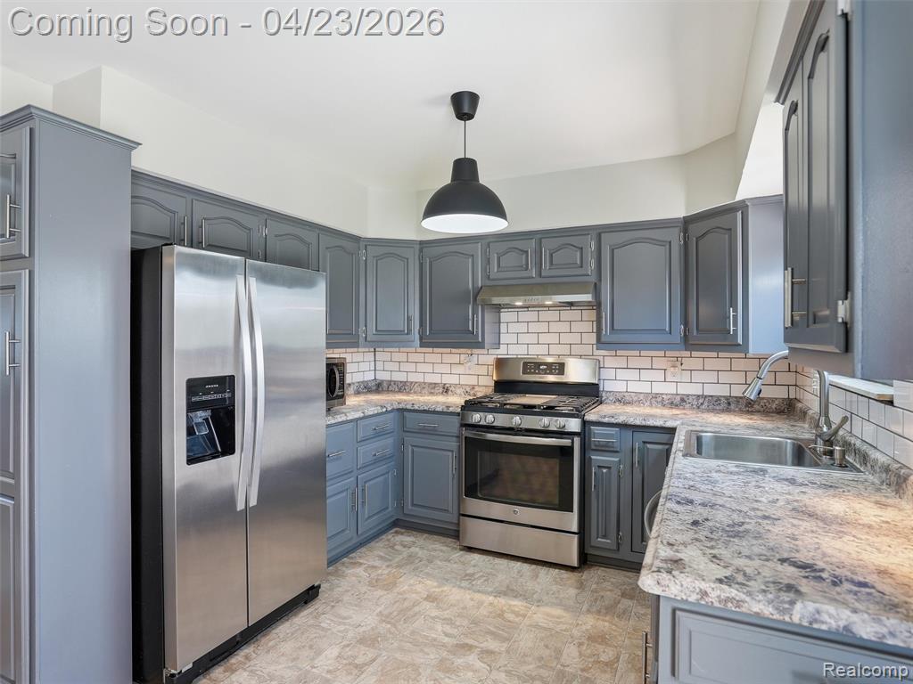 33143 Vista Way, Fraser, MI 48026 — Photo 11