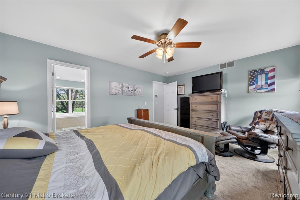 5265 Genesee Oaks Court, Grand Blanc, MI 48439 — Photo 26