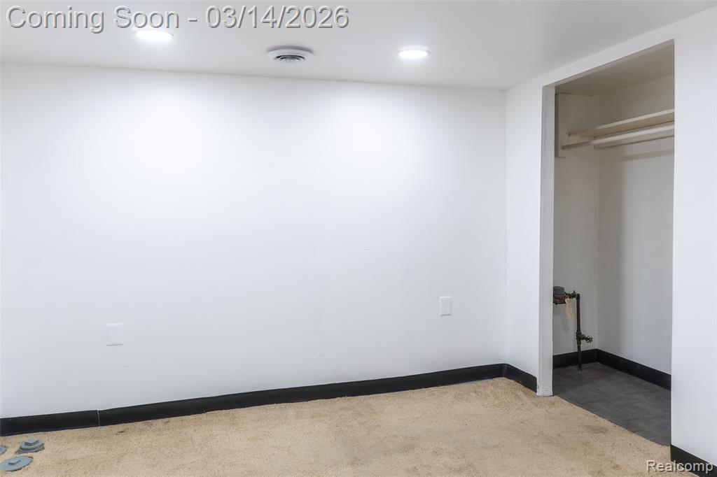22824 Donald Avenue, Eastpointe, MI 48021 — Photo 25