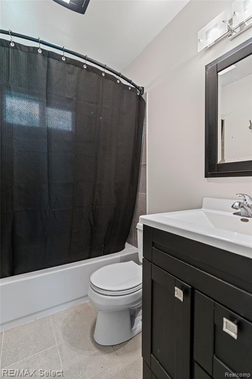 6030 Sun Valley Drive, Grand Blanc, MI 48439 — Photo 18
