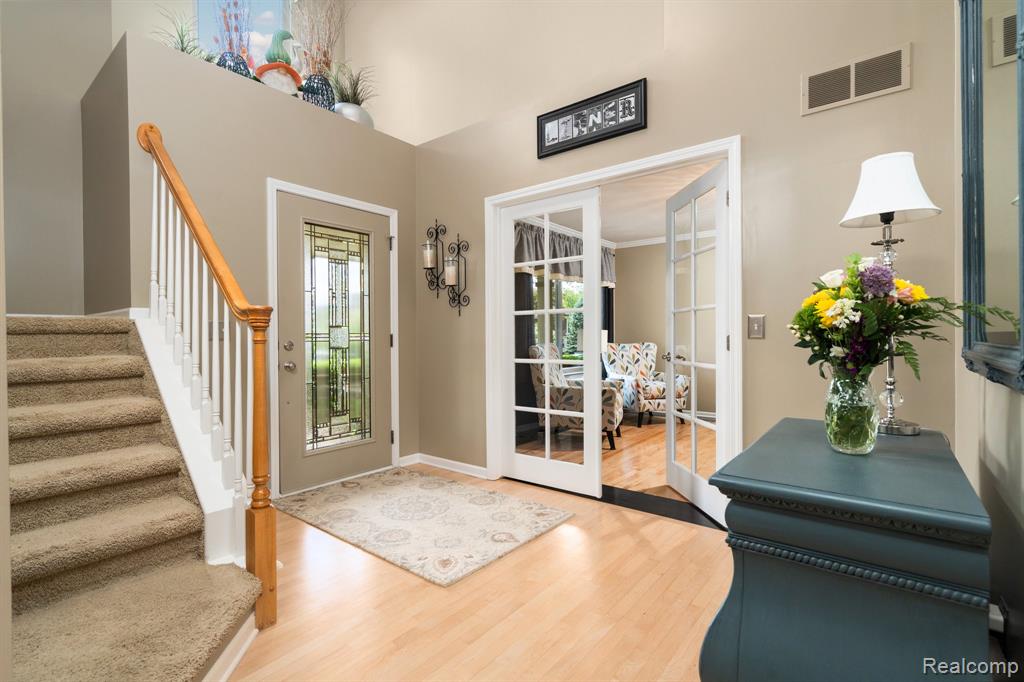 620 Olivia Drive, Milford, MI 48381 — Photo 17