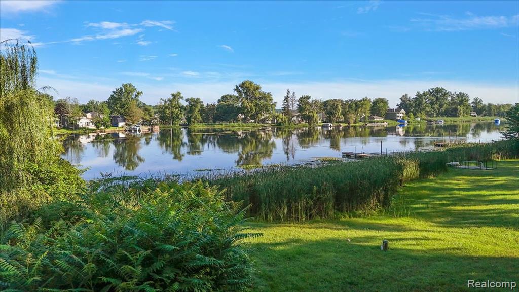 9080 River Valley Road, Brighton, MI 48116 — Photo 3