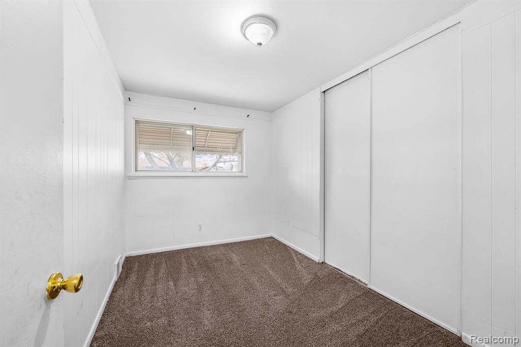 1009 BUICK Avenue, Ypsilanti, MI 48198 — Photo 10