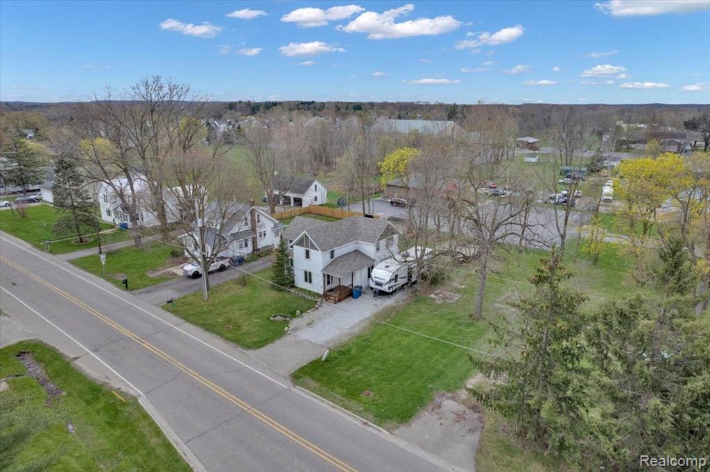 10352 HEGEL Road, Goodrich Vlg, MI — Photo 26
