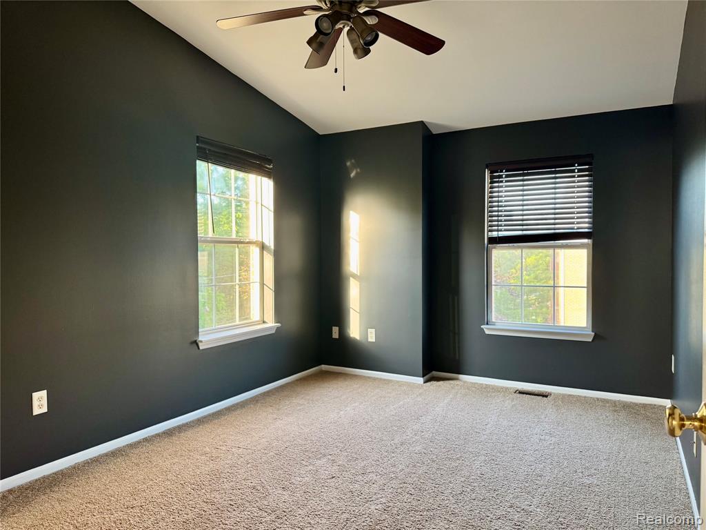 10880 Pardee Road, Taylor, MI 48180 — Photo 21