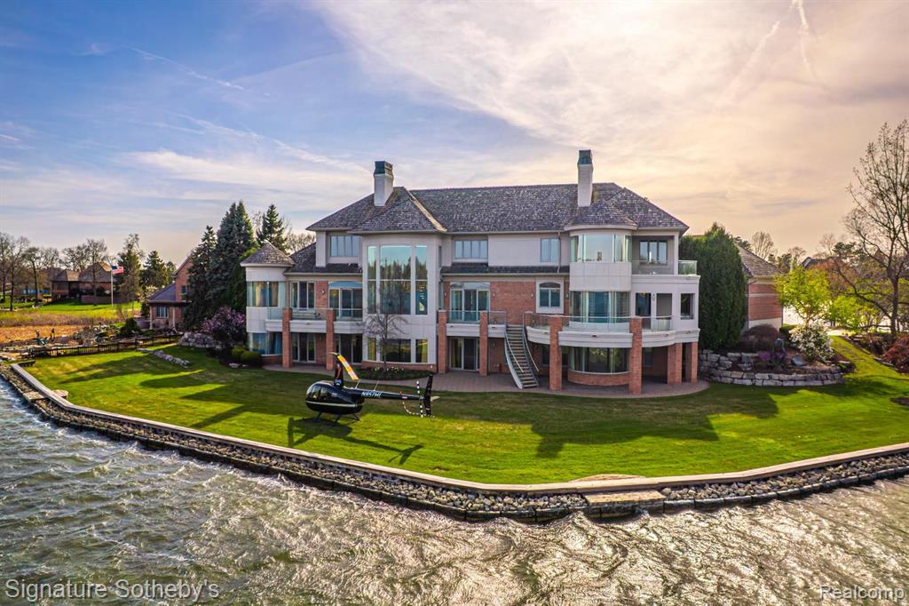 82 CHATEAUX DU LAC, Fenton, MI 48430 — Photo 58
