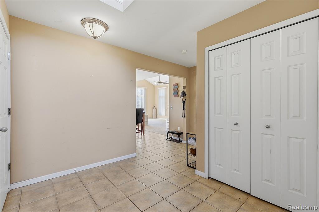50426 Chief Drive, Macomb, MI 48044 — Photo 19