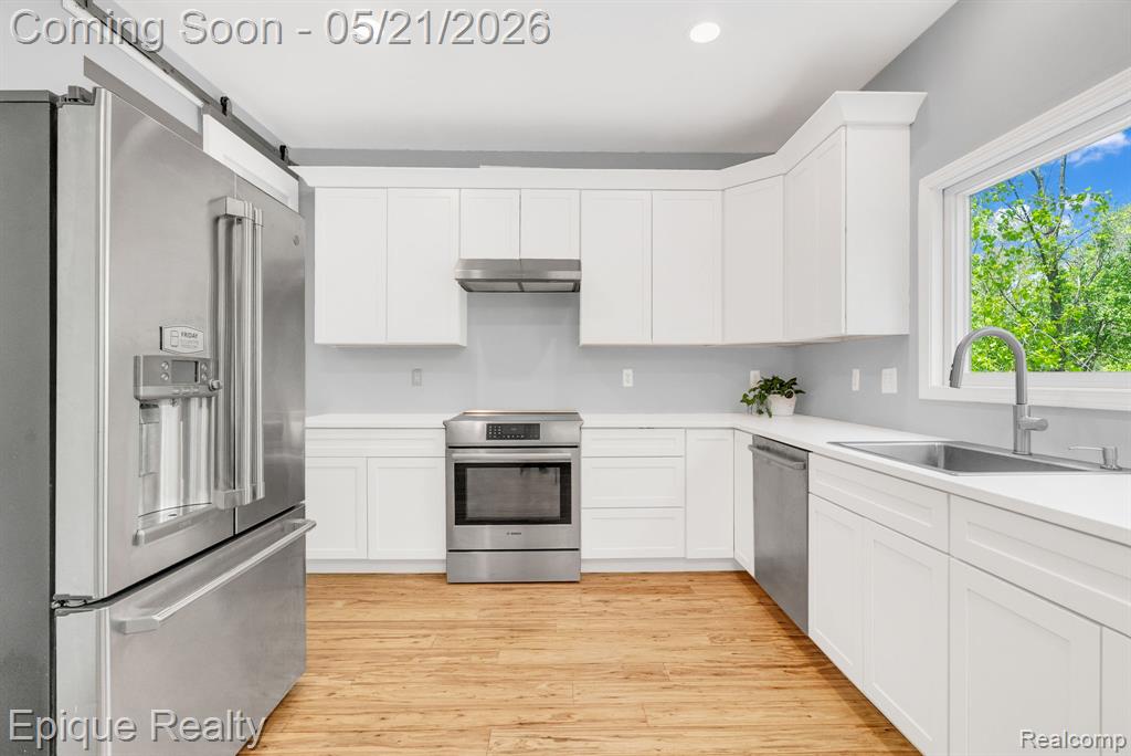 43040 Emerson Way, Novi, MI 48377 — Photo 16