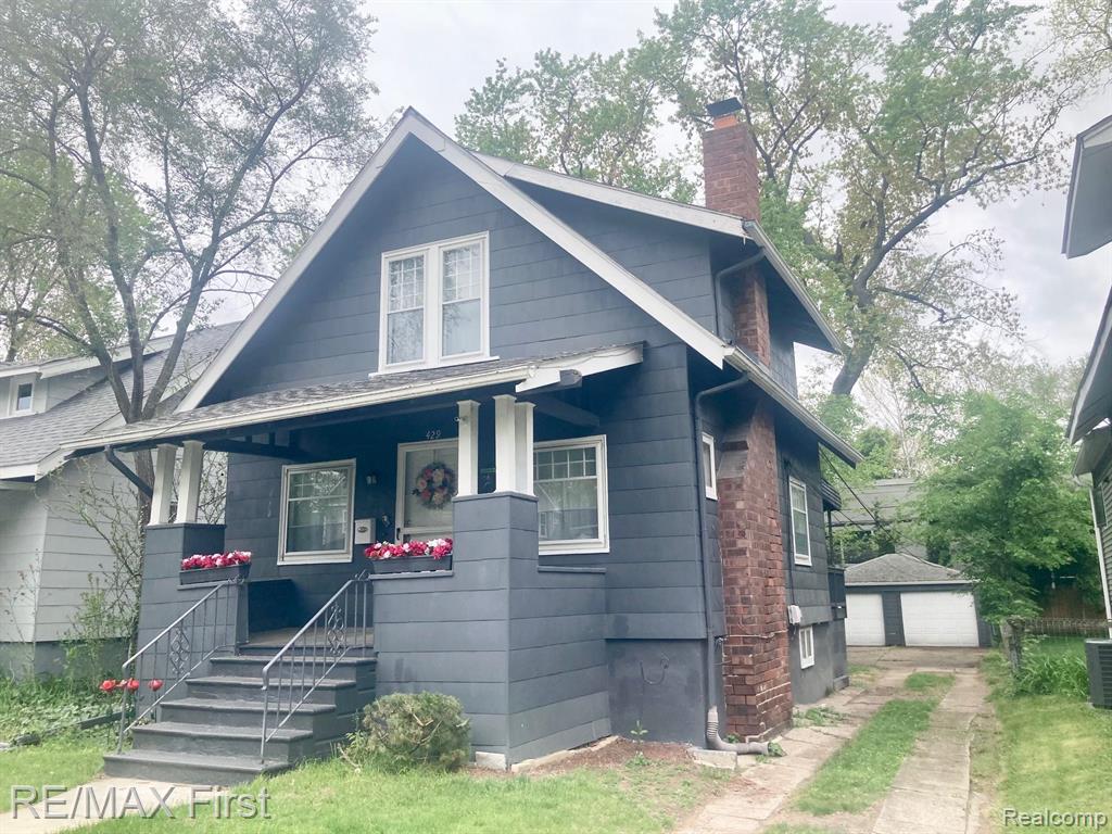429 E KENILWORTH Avenue, Royal Oak, MI 48067 — Photo 21
