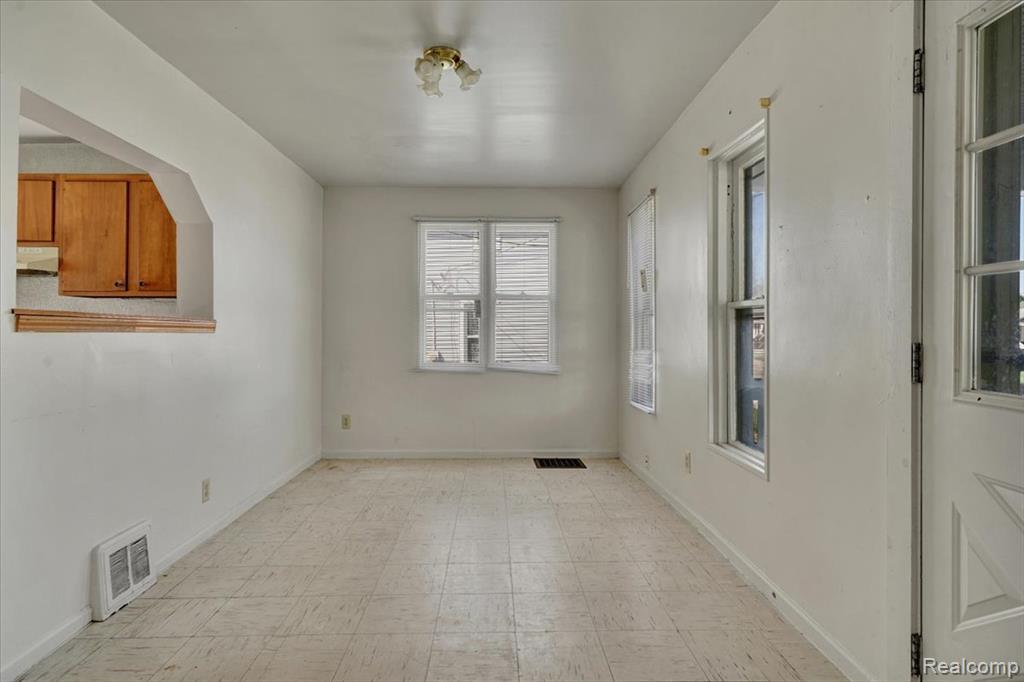 309 12th Street, Port Huron, MI 48060 — Photo 6