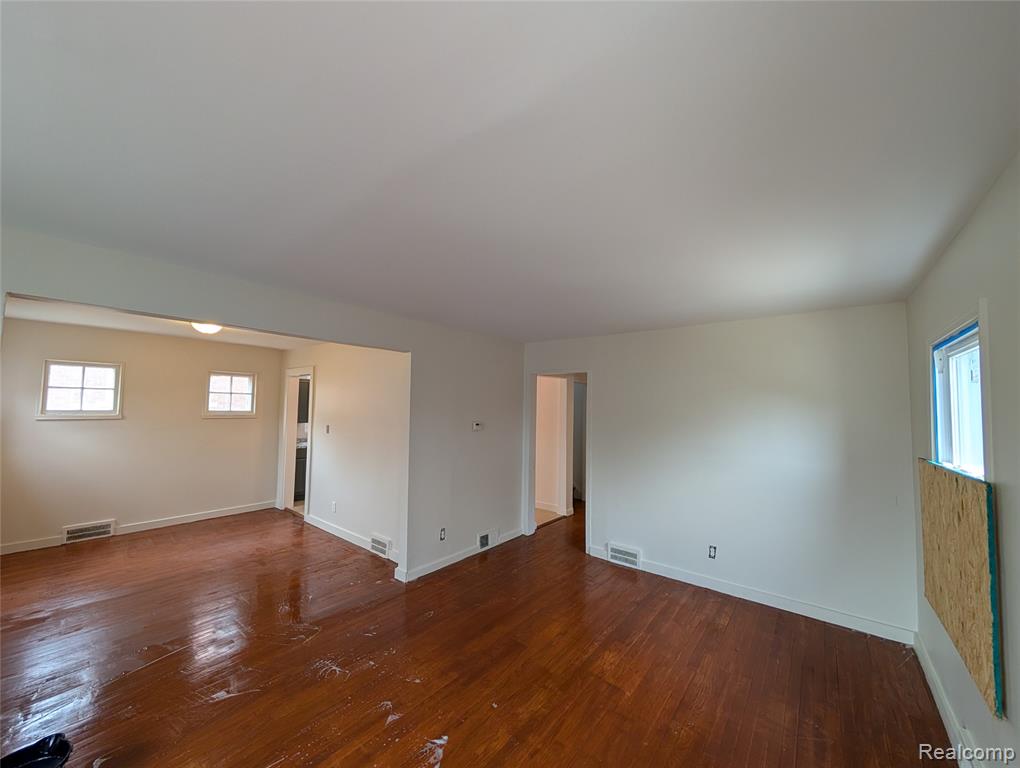 5575 Buckingham Avenue, Detroit, MI 48224 — Photo 8