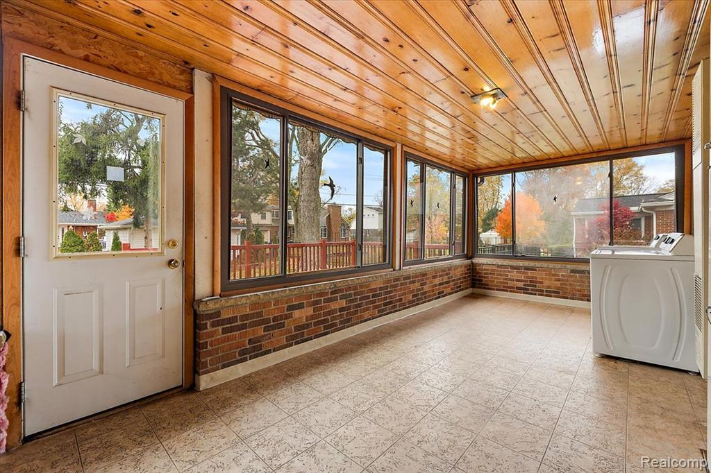 17455 Kinross Avenue, Beverly Hills, MI 48025 — Photo 16