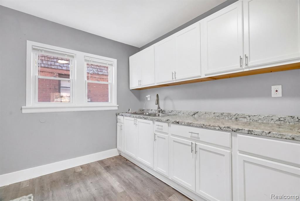 9911 Berkshire Street, Detroit, MI 48224 — Photo 12