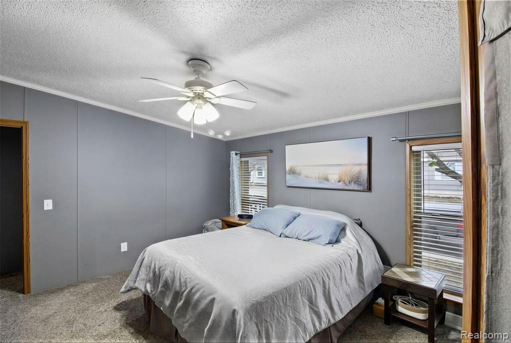 2351 Hiddenview Drive, Newport, MI 48166 — Photo 17