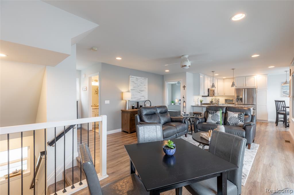 376 Bellevue Avenue, Lake Orion, MI 48362 — Photo 12