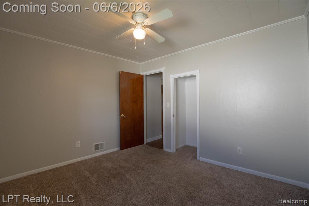 4152 Leith Street, Burton, MI 48509 — Photo 18