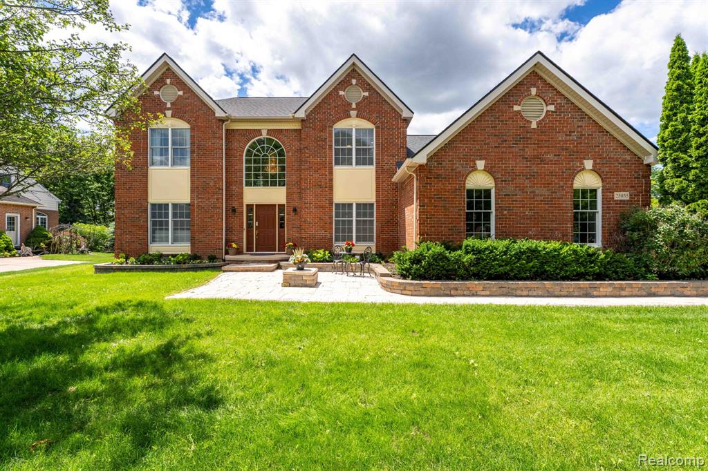 25035 Samoset Court, Novi, MI