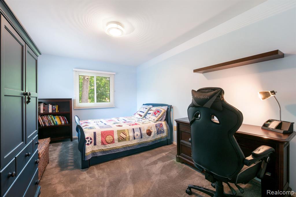 5775 Eastman Boulevard, West Bloomfield, MI 48323 — Photo 30