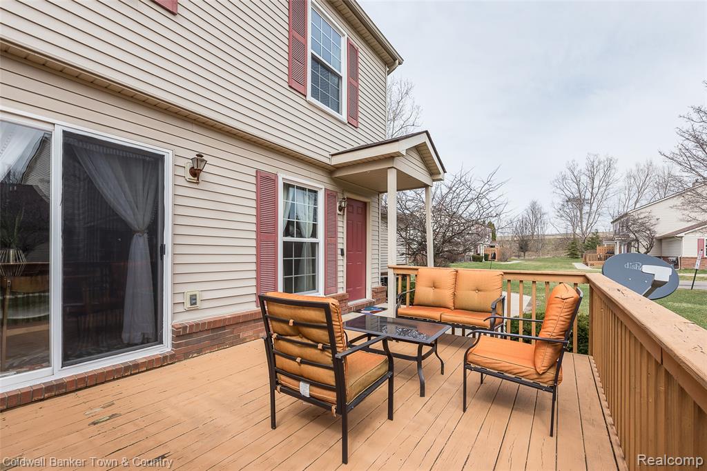 837 Oakwood Drive, Howell, MI 48843 — Photo 27