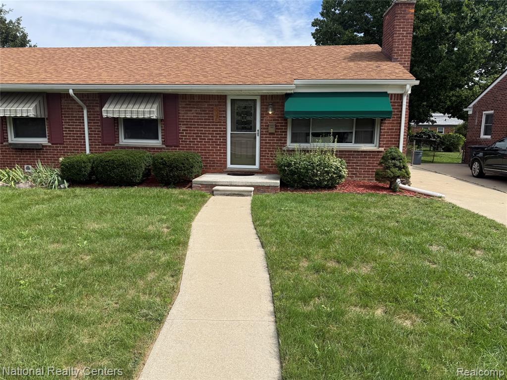 9918 Farmington Road, Livonia, MI 48150