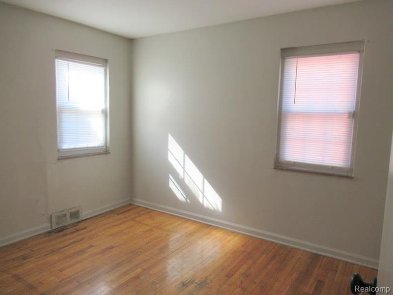 5944 Marseilles Street, Detroit, MI 48224 — Photo 10