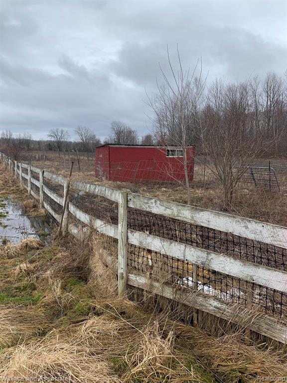8407 SMITHS CREEK Road, Wales, MI — Photo 21