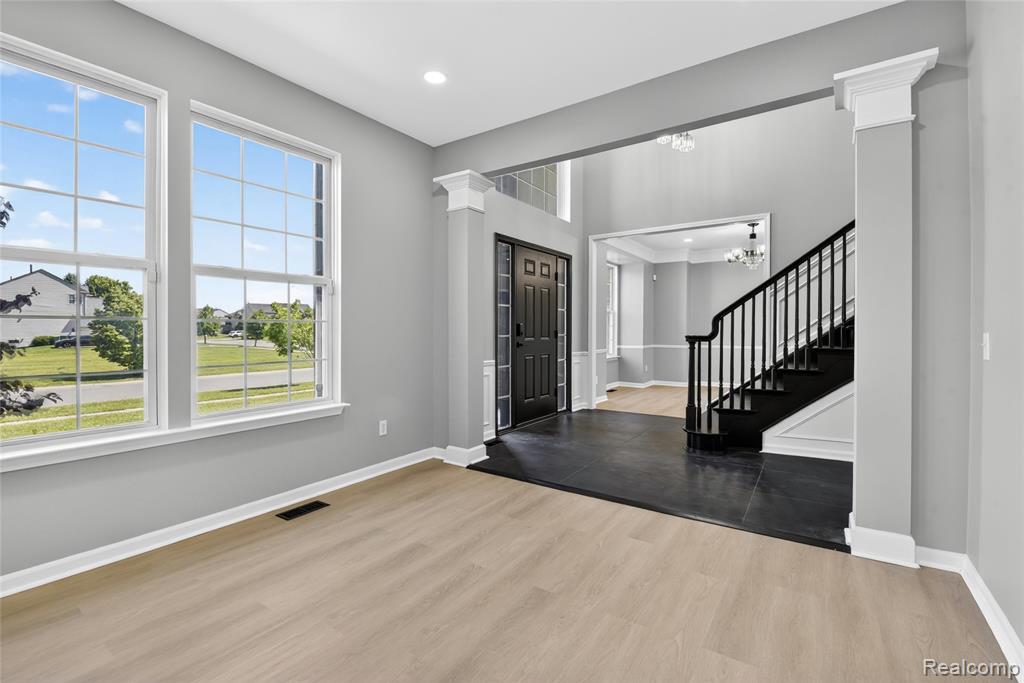 8862 Prairie Street, Ypsilanti, MI 48197 — Photo 11
