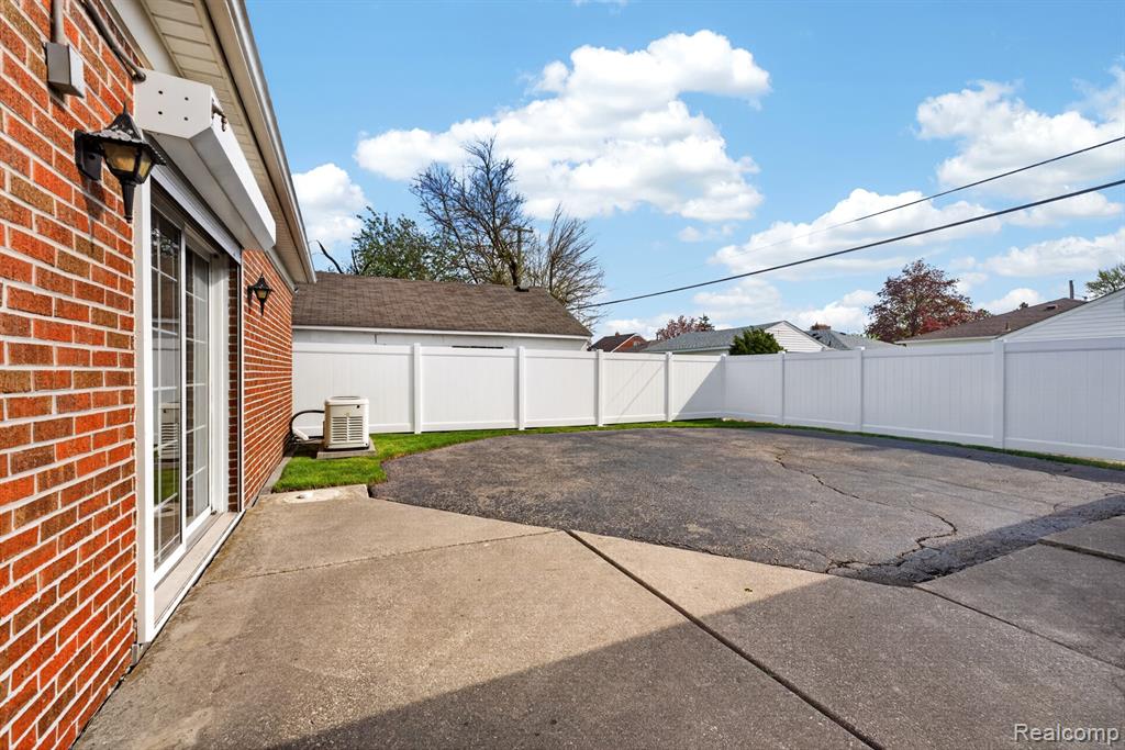 2315 19th Street, Wyandotte, MI 48192 — Photo 20
