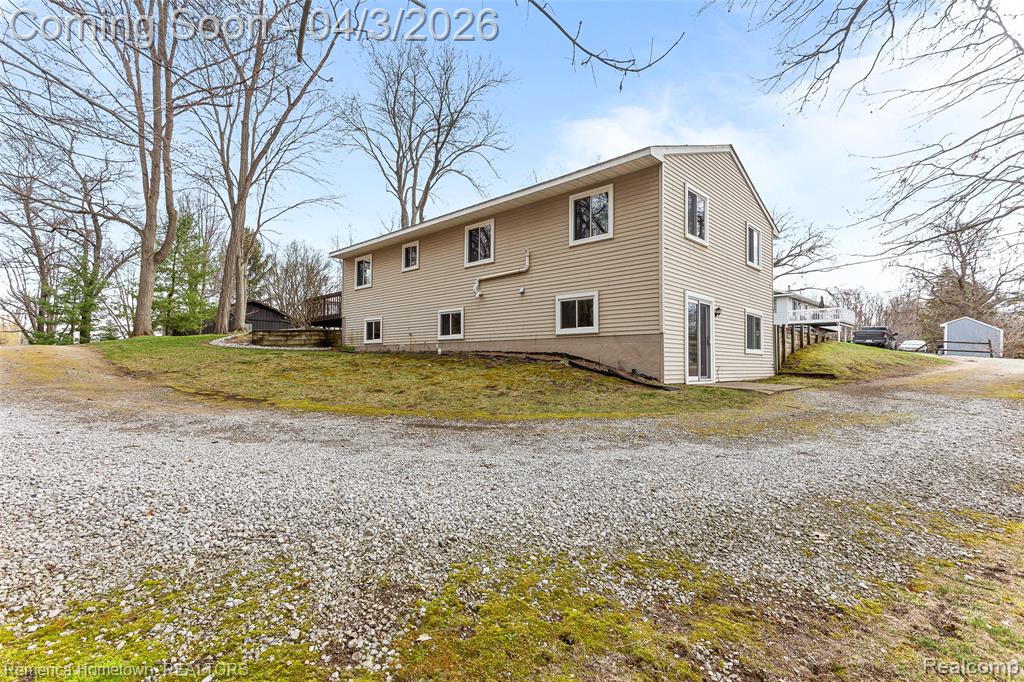 10618 Wolverine Drive, Pinckney, MI 48169 — Photo 8